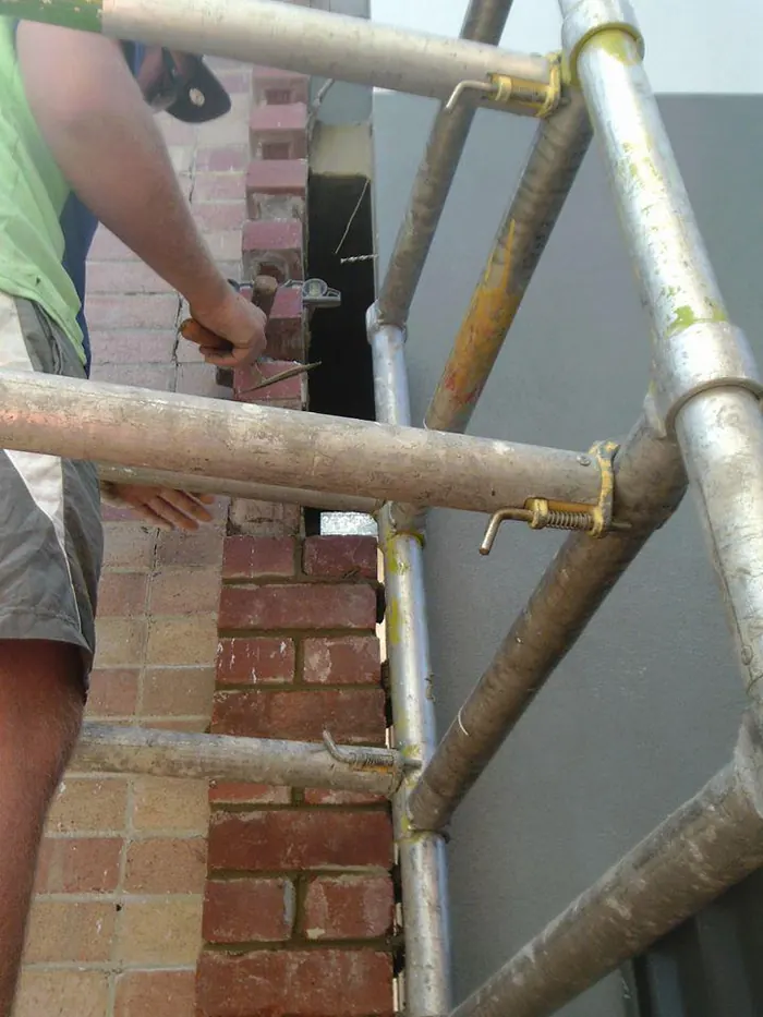 Helifix crack stitching to a heritage facade